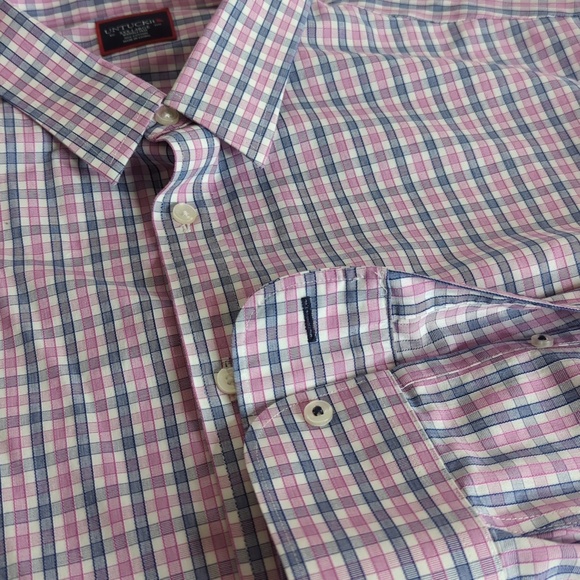 UNTUCKit Men's Pink and Blue Plaid Casual Button Down Shirt - Picture 5 of 12